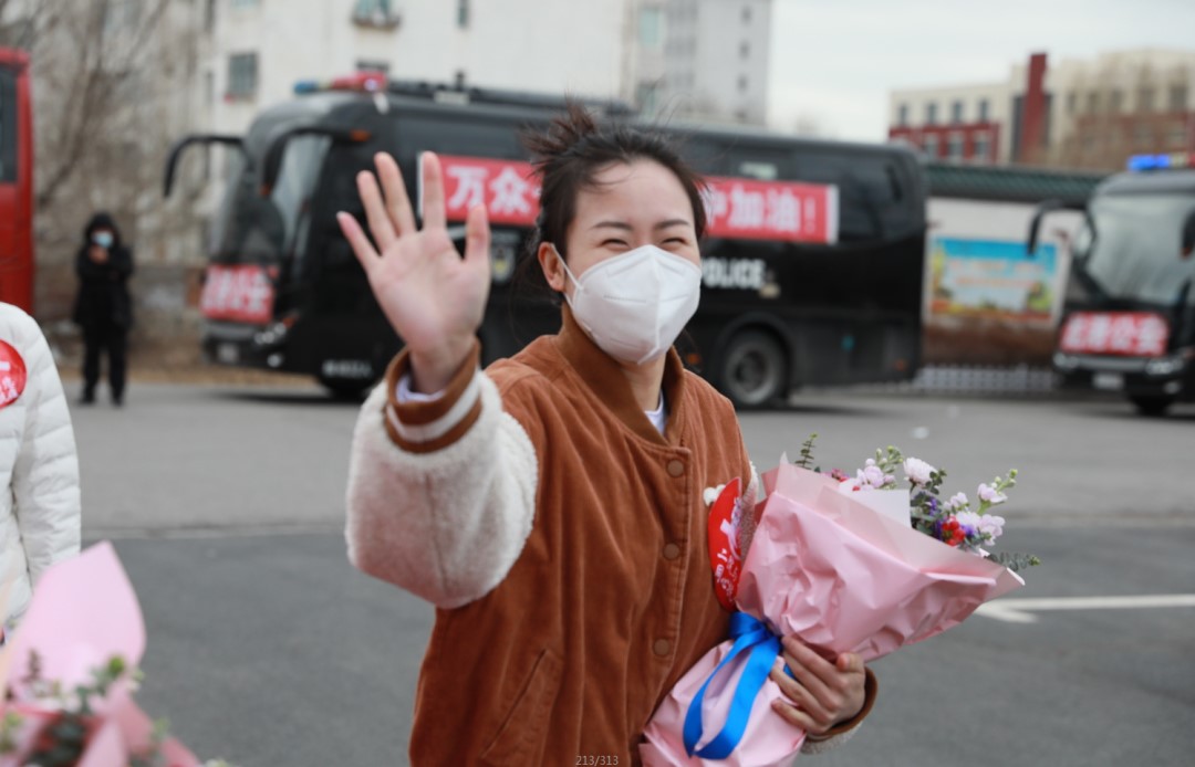 春暖花開，英雄歸來！葫蘆島市第二人民醫(yī)院支援綏中醫(yī)療隊(duì)凱旋而歸~(圖8)