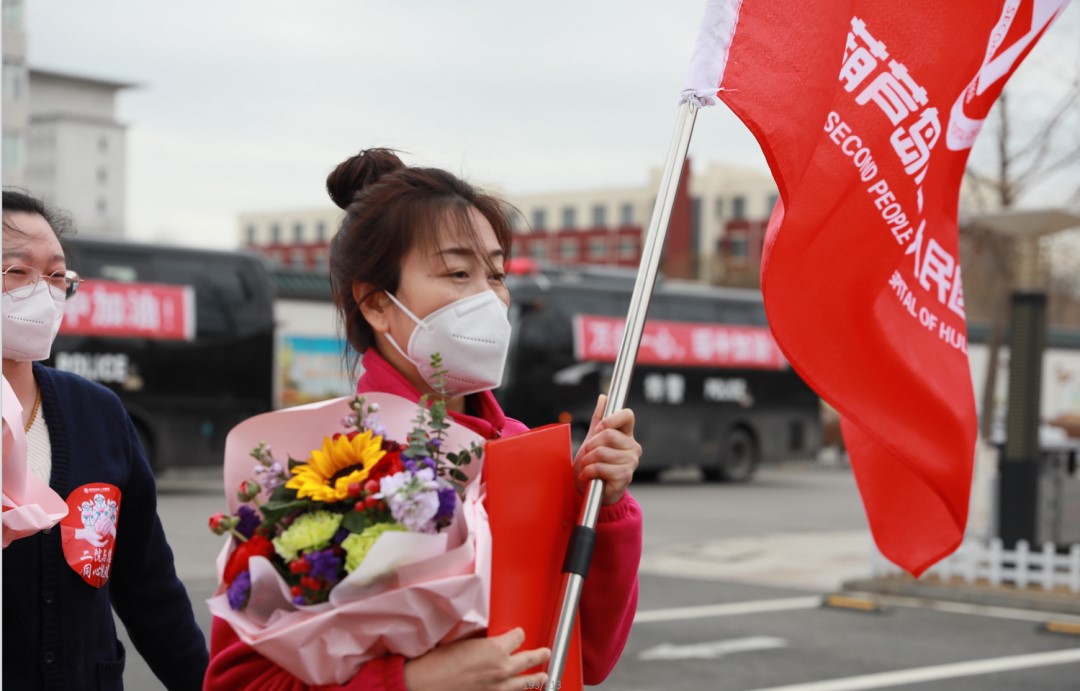 春暖花開，英雄歸來！葫蘆島市第二人民醫(yī)院支援綏中醫(yī)療隊(duì)凱旋而歸~(圖5)